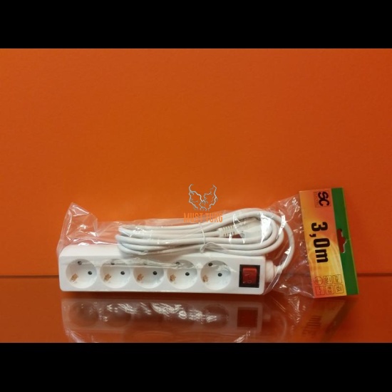 Pikendusjuhe lülitiga 5 pesa juhe 3m 3G1.0mm² 10A valge 