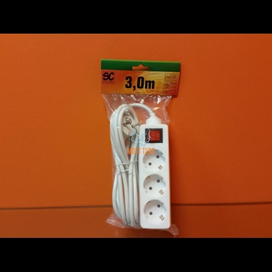 Pikendusjuhe lülitiga 3 pesa juhe 3m 3G1.0mm² 10A valge