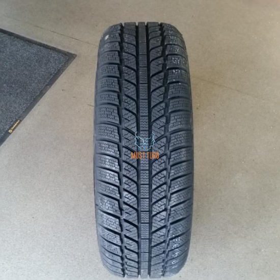 205/50R16 87H RoadX Frost WH01 M+S lamellrehv 205/50R16 87H RoadX Frost WH01 M+S lamellrehv