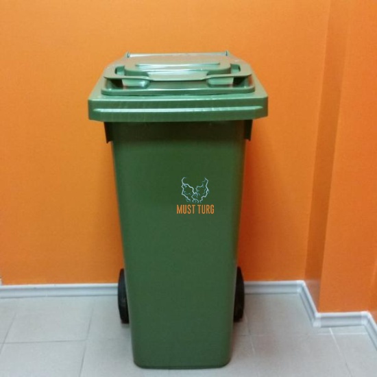 Trash can green 140l