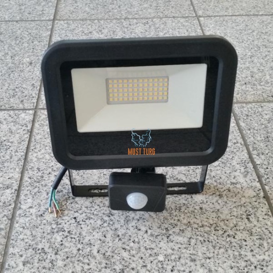 Led floodlight with motion sensor black 30W 2400lm 4000K