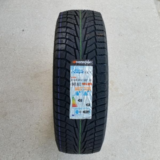 215/65R16 102T XL Hankook Winter i*cept IZ2 W616