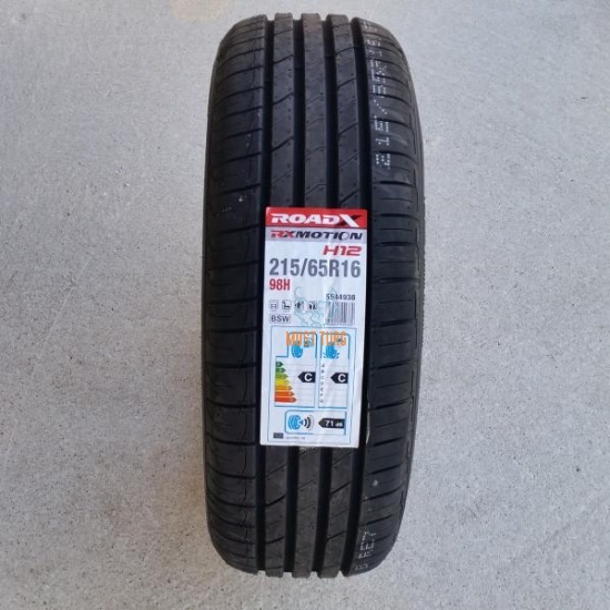 215/65R16 98H RoadX RXmotion H12