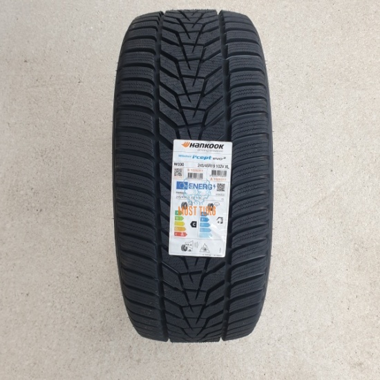 10169-24545r19_hankook_winter_icept_evo3_w330.jpg