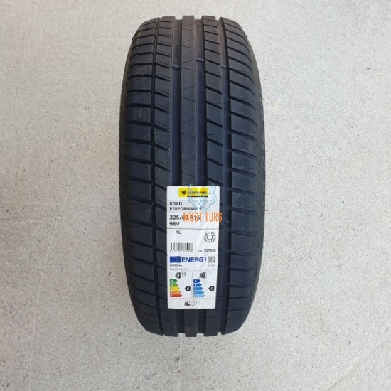 225/55R16 98V Kormoran Road Performance