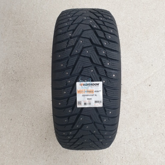 225/40R18 92T XL Hankook Winter i*Pike RS2 W429 naastrehv
