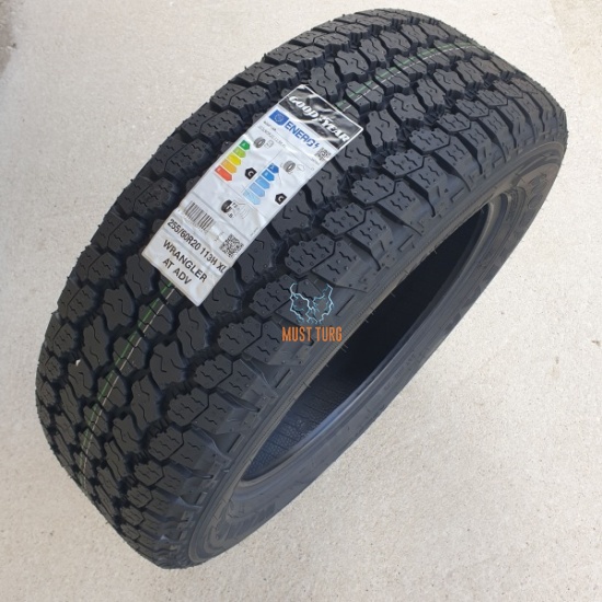 255/60R20 113H XL Goodyear Wrangler AT Adventure M+S
