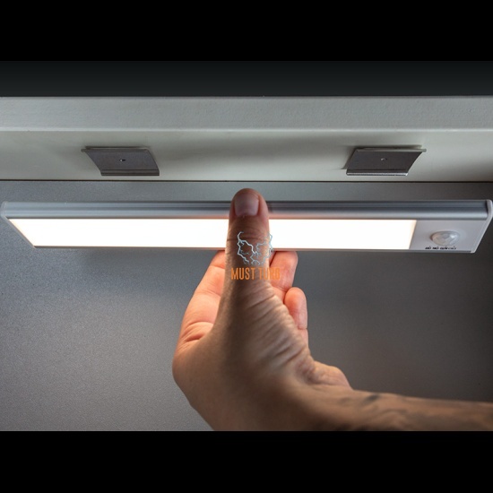 Indoor light with 1000mAh battery and motion sensor 230x41x9mm