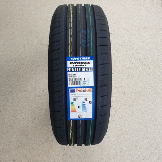 11413-21565r16_toyo_proxes_comfort.jpeg