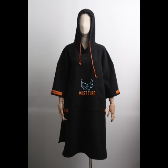 Poncho Black Market size M