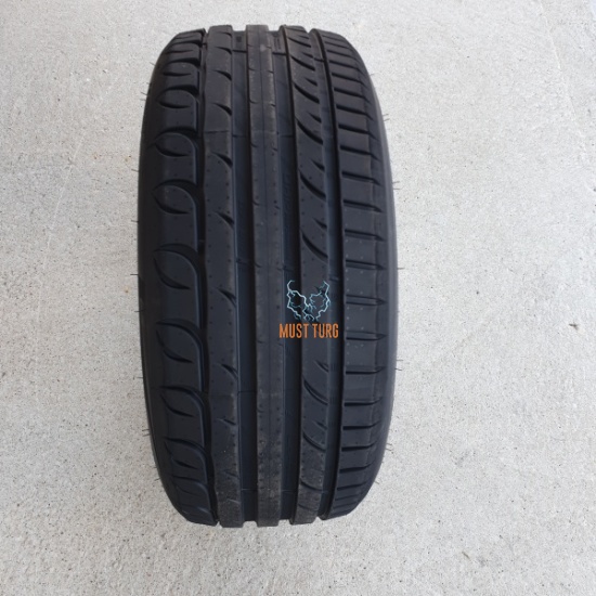 235/55R18 100V Kormoran Ultra High Performance