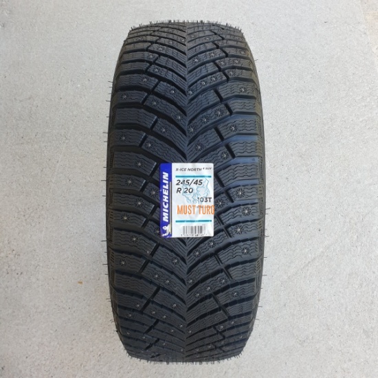 9697-24545r20_michelin_x-ice_north_4.jpg