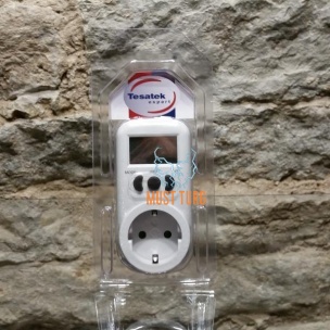 Flow meter wall socket digital