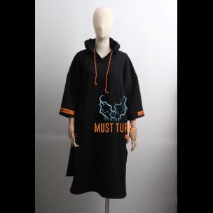 Poncho Black Market size L